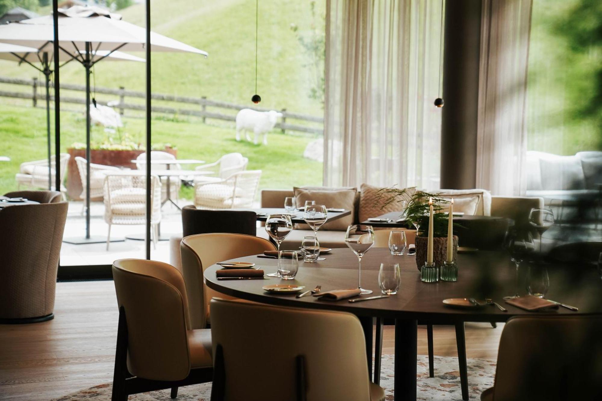 Badia Hill Hotel Buitenkant foto